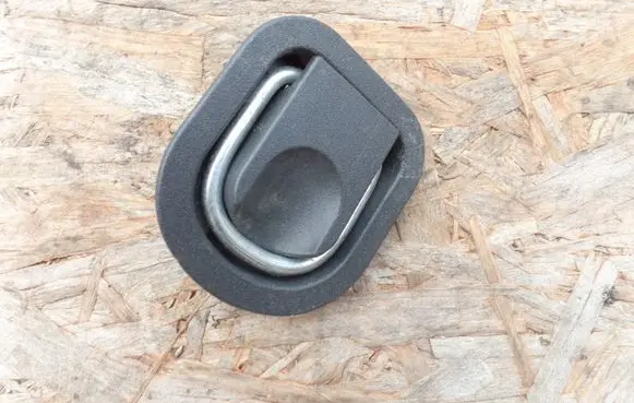 Opel Vectra C Tie down hook / loop 24437967
