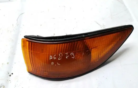 Mitsubishi Lancer Front indicator light 0455702l 045-5702l