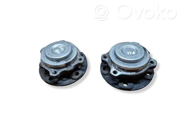 BMW 5 F10 F11 Front wheel ball bearing 6790957