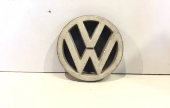 Volkswagen PASSAT B3 Manufacturer badge logo/emblem 357853601B 357853601