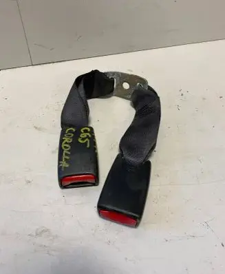 Toyota Corolla E120 E130 Middle seatbelt buckle (rear) 071002