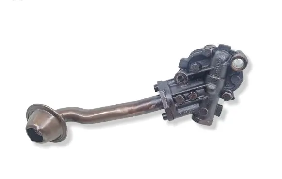 Audi A4 S4 B5 8D Oil pump 026115153A