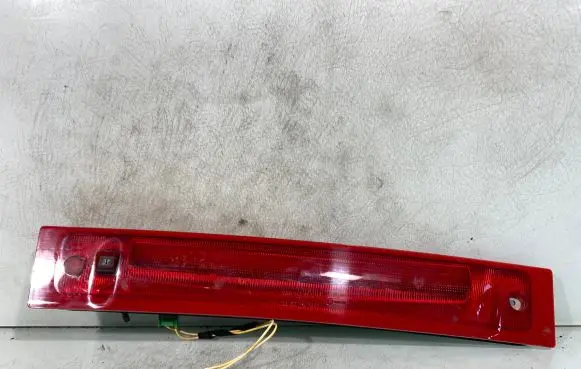 Volvo XC90 Third/center stoplight 31111195