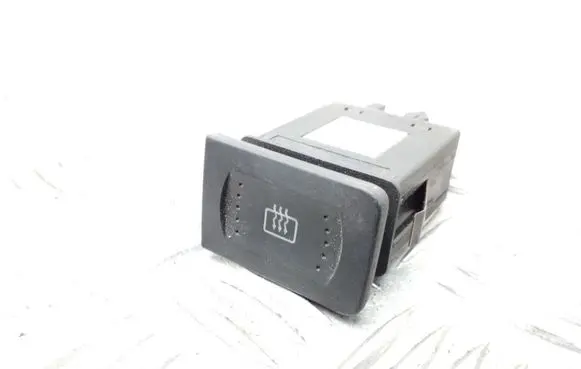 Volkswagen Golf IV Windscreen/window heater switch 1J0959621C