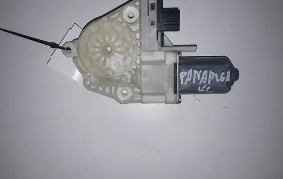 Porsche Panamera (970) Rear door window regulator motor 0536011002