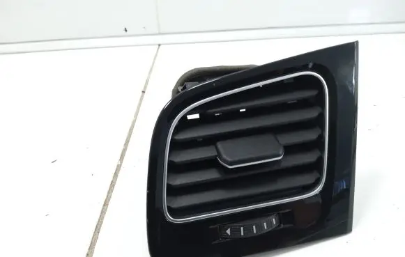 Volkswagen Golf VII Dashboard side air vent grill/cover trim 5G1819247