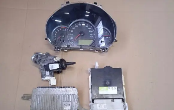 Toyota Yaris Engine ECU kit and lock set 