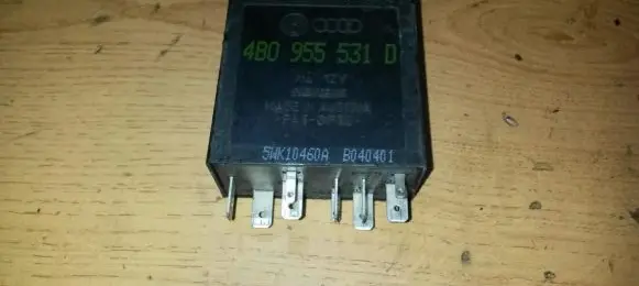 Audi A6 S6 C5 4B Other relay 4b0955531d
