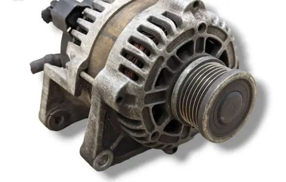 Opel Insignia A Generator/alternator 13500577