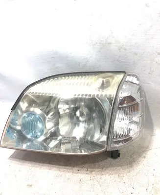 Nissan X-Trail T30 Headlight/headlamp 3443