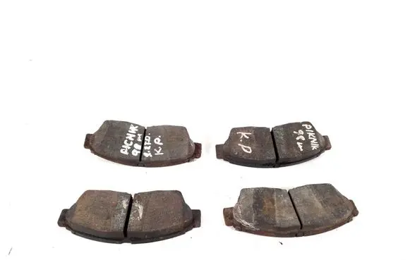 Toyota Picnic Brake pads (front) 