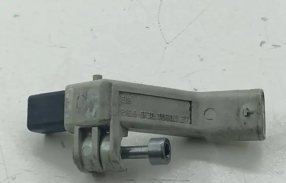 Volkswagen Tiguan Crankshaft position sensor 05E906433A