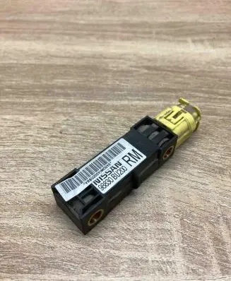Nissan Almera Tino Airbag control unit/module 98830BU200