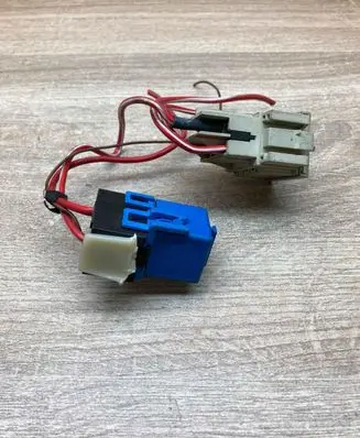 BMW 3 E46 Plug wire 1740559 8364581