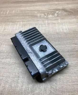 Toyota Yaris Engine control unit/module ECU 896610U140 MB2762002422