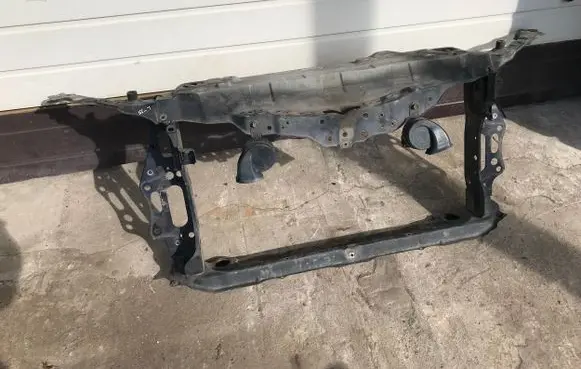 Lexus IS 220D-250-350 Radiator support slam panel
