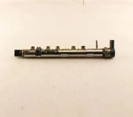 BMW 3 F30 F35 F31 Fuel main line pipe 7809128