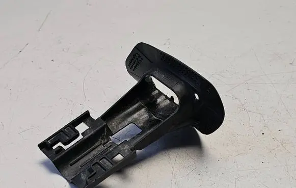 Volvo XC40 Headlight washer spray nozzle cap/cover 31407958