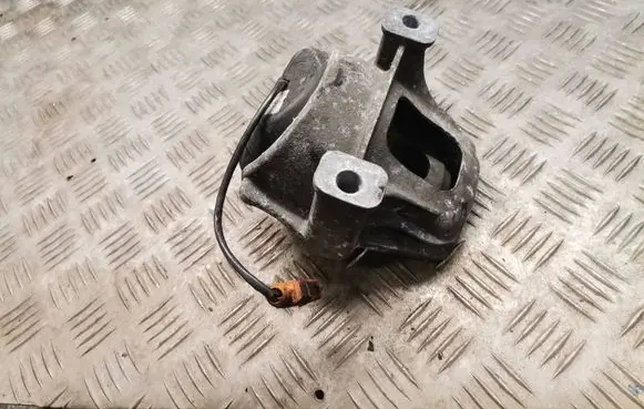 Audi A4 S4 B8 8K Engine mount bracket 8K0199381