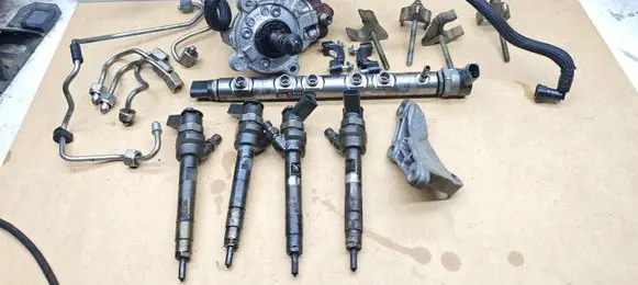BMW 1 F20 F21 Fuel injection system set 7798446