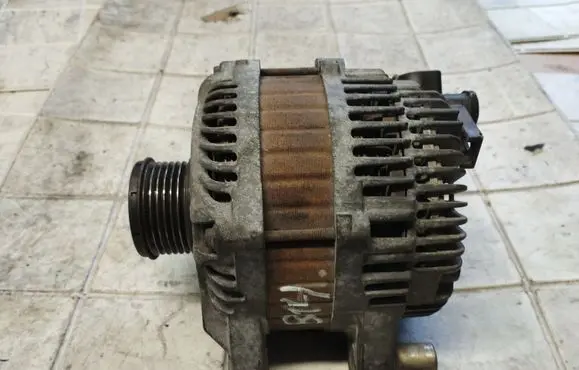 Peugeot 407 Generator/alternator 9654752880