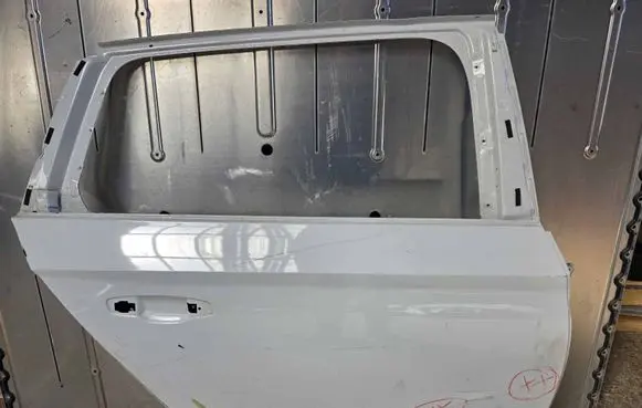 Skoda Superb B8 (3V) Rear door 3V9833312