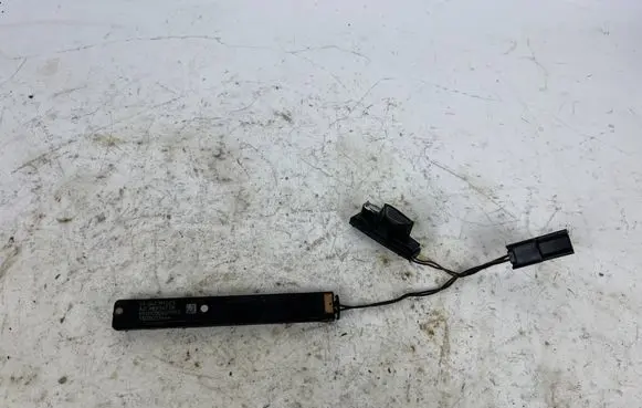 Headlight part