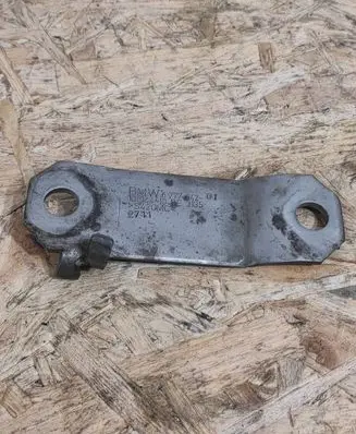 BMW 7 F01 F02 F03 F04 Sway bar bush bracket, front 6777642 10194410