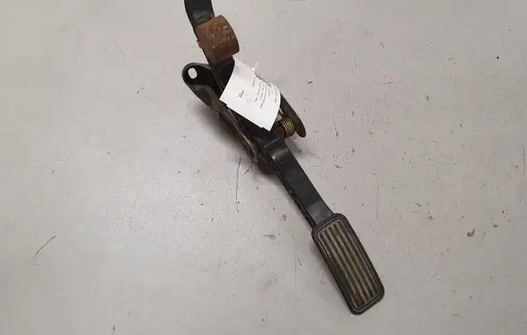 Toyota Yaris Accelerator throttle pedal