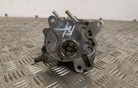 Mitsubishi Outlander Fuel injection high pressure pump 03G145209C
