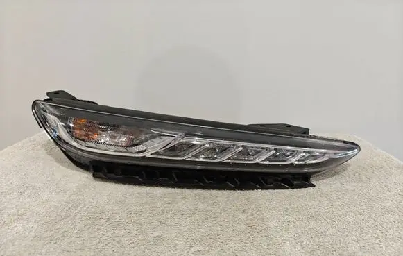 Hyundai Kona I Headlight/headlamp