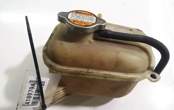 Hyundai i30 Coolant expansion tank/reservoir 254312H100