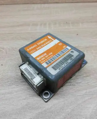 Audi A6 S6 C4 4A Airbag control unit/module 8a0959655c 0285001038