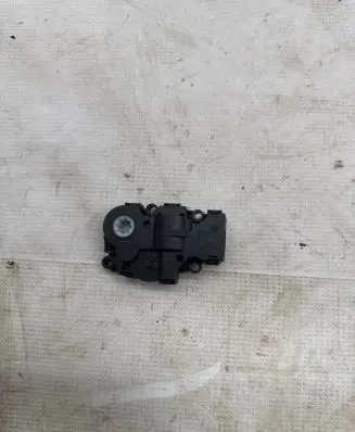 BMW X2 F39 Air flap motor/actuator 412650920 12022023 CZ1139302420