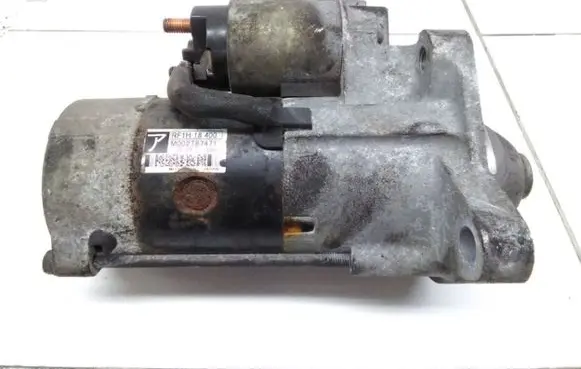 Mazda Premacy Starter motor M002T87471 RF1H18400