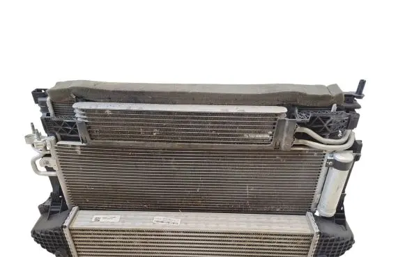 Ford Escape III Radiator set FV418005AF EJ736K755AE EJ737A095AE