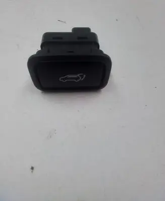KIA Niro Tailgate/boot open switch button 81880S9100 120035778 2108200052