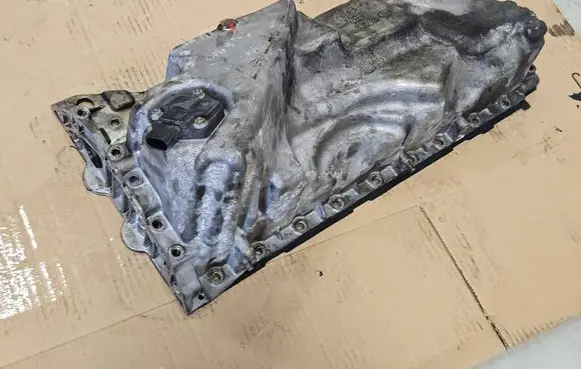 BMW 5 GT F07 Oil sump 7556663 13992010 AC46000