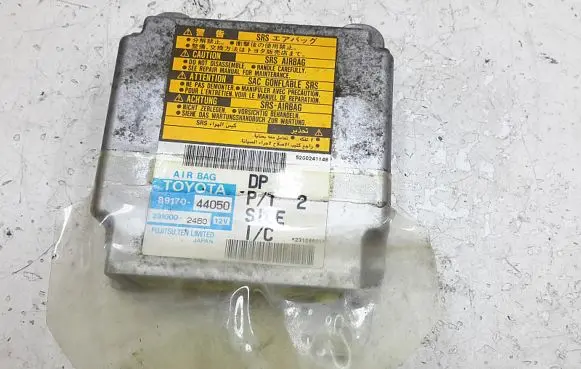 Toyota Avensis Verso Airbag control unit/module 8917044050