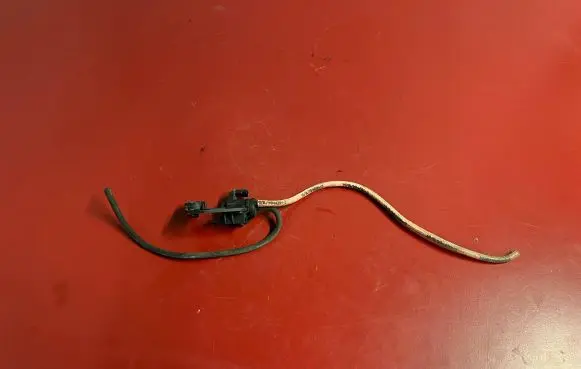 BMW X1 F48 F49 Vacuum valve 8570591