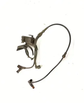 Mercedes-Benz C W204 Front ABS sensor wiring A2044408010