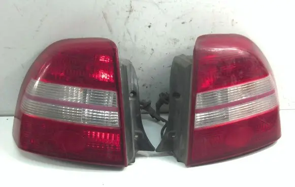 KIA Shuma Rear/tail lights OK2BA51140L