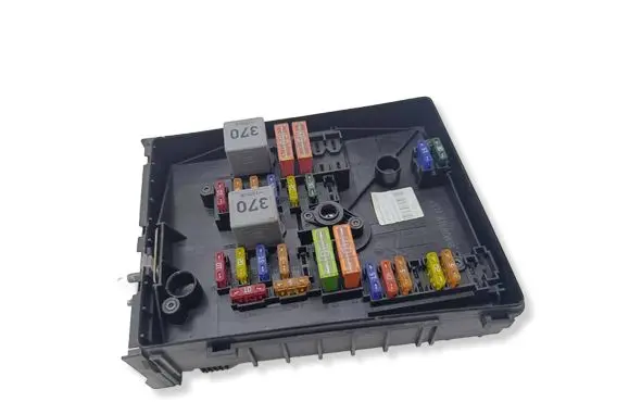 Skoda Superb B6 (3T) Fuse module 1K0937118 1K0937125D 1040250519