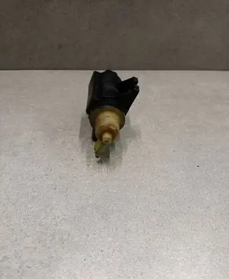 Volkswagen Golf VI Turbo solenoid valve 1K0906627A 06T162 0086800