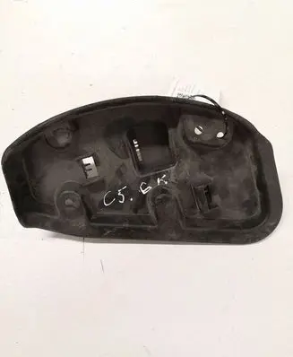 Citroen C5 Tail light bulb cover holder