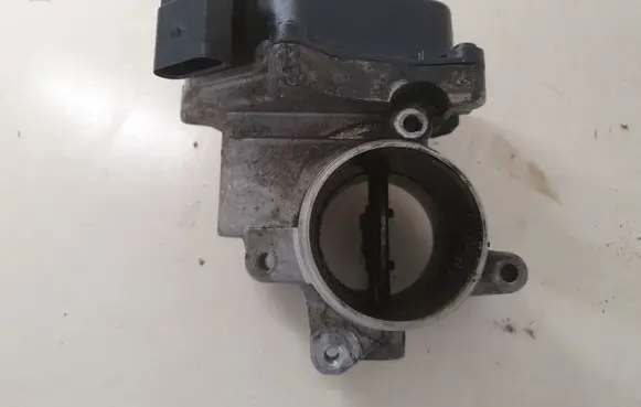 Seat Altea XL Throttle valve 03L128063J