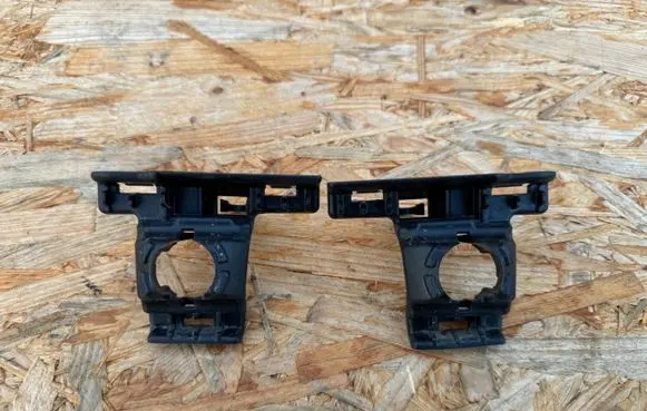 Porsche Macan (95B) Front parking sensor holder (PDC) 95B807131F 95B807132F
