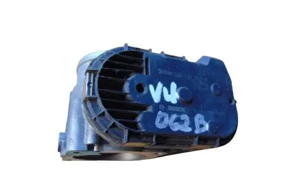 Audi A4 S4 B5 8D Throttle body valve 06B133062B