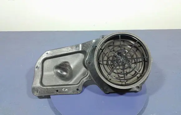 Audi Q7 4L Subwoofer speaker 4M0035415