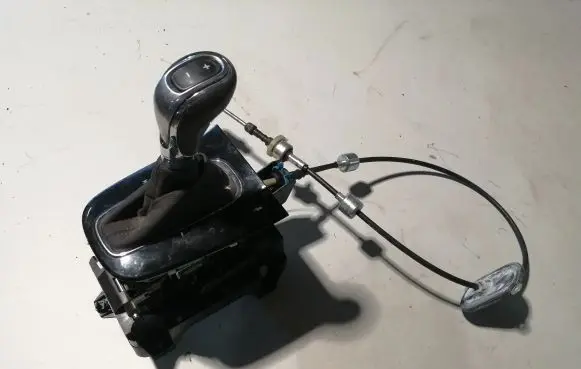 Buick Encore I Gear shifter/selector